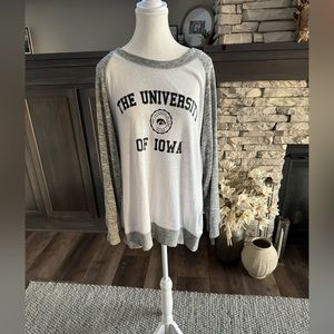 University of Iowa Sweater, XL, Chicka-d, White, Heathered Gray, Iowa Ha…